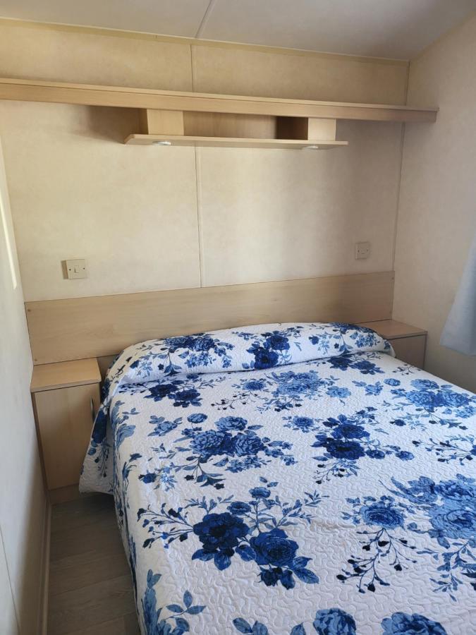 Camping Pradon อาร์นูเอโร ภายนอก รูปภาพ